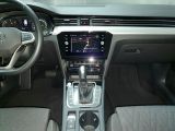 VW Passat bei Gebrauchtwagen.expert - Abbildung (15 / 15) VW Passat bei Gebrauchtwagen.expert - Abbildung (15 / 15)