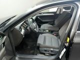 VW Passat bei Gebrauchtwagen.expert - Abbildung (9 / 15) VW Passat bei Gebrauchtwagen.expert - Abbildung (9 / 15)