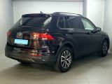 VW Tiguan bei Gebrauchtwagen.expert - Abbildung (4 / 15) VW Tiguan bei Gebrauchtwagen.expert - Abbildung (4 / 15)