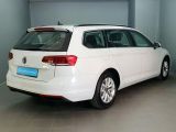 VW Passat bei Gebrauchtwagen.expert - Abbildung (4 / 15) VW Passat bei Gebrauchtwagen.expert - Abbildung (4 / 15)