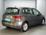 VW Golf Sportsvan bei Gebrauchtwagen.expert - Abbildung (4 / 15)