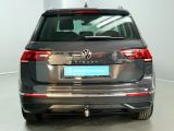 VW Tiguan bei Gebrauchtwagen.expert - Abbildung (6 / 15) VW Tiguan bei Gebrauchtwagen.expert - Abbildung (6 / 15)
