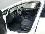 VW Golf VII bei Gebrauchtwagen.expert - Abbildung (10 / 15) VW Golf VII bei Gebrauchtwagen.expert - Abbildung (10 / 15)