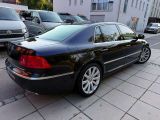 VW Phaeton bei Gebrauchtwagen.expert - Abbildung (7 / 15) VW Phaeton bei Gebrauchtwagen.expert - Abbildung (7 / 15)