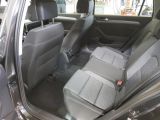 VW Passat bei Gebrauchtwagen.expert - Abbildung (7 / 13) VW Passat bei Gebrauchtwagen.expert - Abbildung (7 / 13)