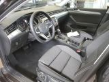 VW Passat bei Gebrauchtwagen.expert - Abbildung (6 / 13) VW Passat bei Gebrauchtwagen.expert - Abbildung (6 / 13)