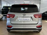 Kia Sorento bei Gebrauchtwagen.expert - Abbildung (6 / 15)