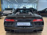 Audi R8 bei Gebrauchtwagen.expert - Abbildung (6 / 9)