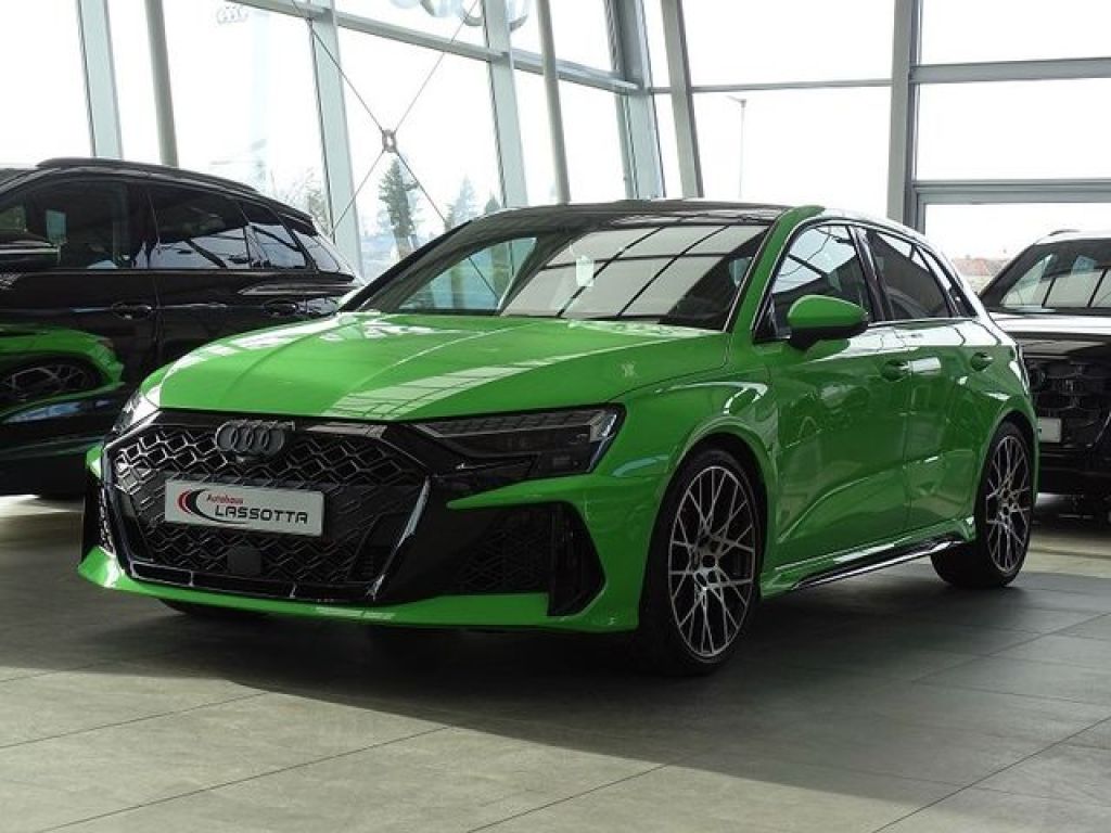 Audi RS 3 bei Gebrauchtwagen.expert - Hauptabbildung Audi RS 3 bei Gebrauchtwagen.expert - Hauptabbildung