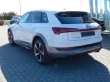 Audi e-tron bei Gebrauchtwagen.expert - Abbildung (9 / 15)