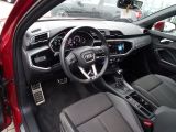 Audi Q3 bei Gebrauchtwagen.expert - Abbildung (8 / 15) Audi Q3 bei Gebrauchtwagen.expert - Abbildung (8 / 15)