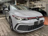 VW Golf GTI bei Gebrauchtwagen.expert - Abbildung (4 / 15) VW Golf GTI bei Gebrauchtwagen.expert - Abbildung (4 / 15)