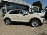 VW T-Roc bei Gebrauchtwagen.expert - Abbildung (12 / 15) VW T-Roc bei Gebrauchtwagen.expert - Abbildung (12 / 15)