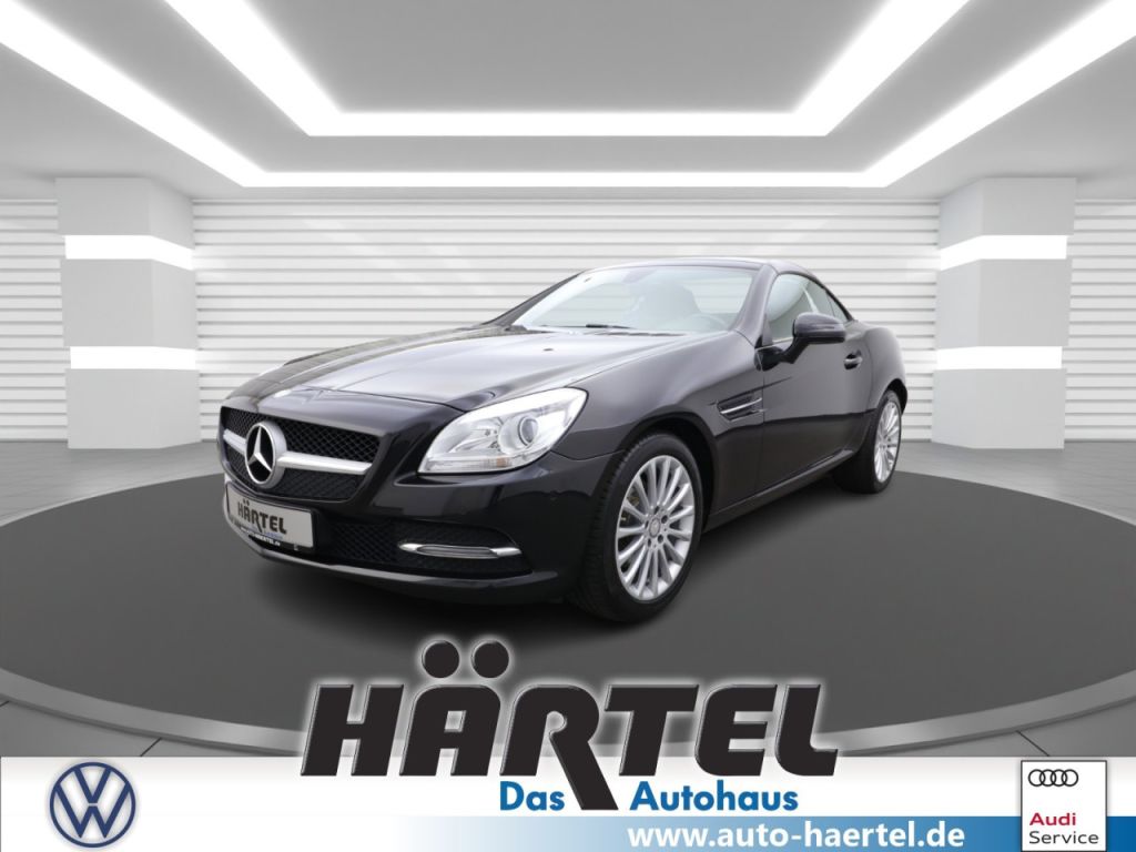 Mercedes-Benz SLK-Klasse bei Gebrauchtwagen.expert - Hauptabbildung Mercedes-Benz SLK-Klasse bei Gebrauchtwagen.expert - Hauptabbildung