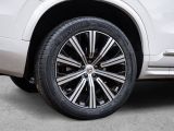 Volvo XC90 bei Gebrauchtwagen.expert - Abbildung (4 / 15) Volvo XC90 bei Gebrauchtwagen.expert - Abbildung (4 / 15)