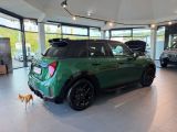 Mini Cooper bei Gebrauchtwagen.expert - Abbildung (8 / 15) Mini Cooper bei Gebrauchtwagen.expert - Abbildung (8 / 15)