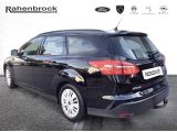 Ford Focus Turnier bei Gebrauchtwagen.expert - Abbildung (4 / 15)