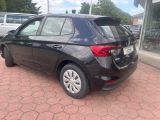 Skoda Fabia bei Gebrauchtwagen.expert - Abbildung (2 / 8)