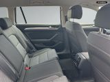 VW Passat bei Gebrauchtwagen.expert - Abbildung (12 / 15) VW Passat bei Gebrauchtwagen.expert - Abbildung (12 / 15)