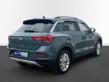 VW T-Roc bei Gebrauchtwagen.expert - Abbildung (4 / 15)