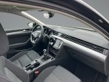 VW Passat bei Gebrauchtwagen.expert - Abbildung (14 / 15) VW Passat bei Gebrauchtwagen.expert - Abbildung (14 / 15)