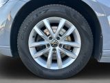 VW Passat bei Gebrauchtwagen.expert - Abbildung (6 / 15)