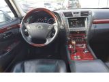 Lexus LS bei Gebrauchtwagen.expert - Abbildung (12 / 15)