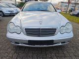 Mercedes-Benz C-Klasse bei Gebrauchtwagen.expert - Abbildung (2 / 15)