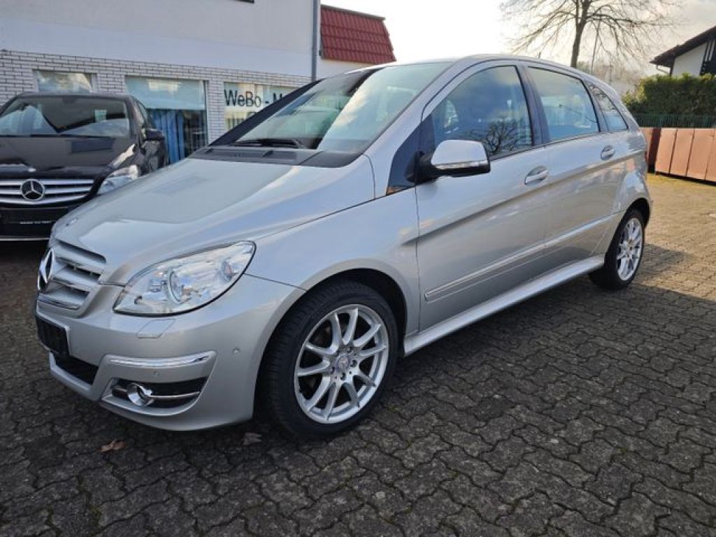 Mercedes-Benz B-Klasse bei Gebrauchtwagen.expert - Hauptabbildung Mercedes-Benz B-Klasse bei Gebrauchtwagen.expert - Hauptabbildung