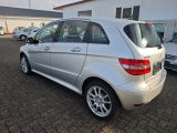 Mercedes-Benz B-Klasse bei Gebrauchtwagen.expert - Abbildung (6 / 15) Mercedes-Benz B-Klasse bei Gebrauchtwagen.expert - Abbildung (6 / 15)