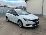 Opel Astra bei Gebrauchtwagen.expert - Abbildung (2 / 5) Opel Astra bei Gebrauchtwagen.expert - Abbildung (2 / 5)