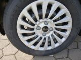 Fiat 500 bei Gebrauchtwagen.expert - Abbildung (5 / 15)