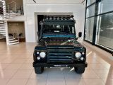 Land Rover Defender bei Gebrauchtwagen.expert - Abbildung (4 / 15)