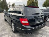 Mercedes-Benz C-Klasse bei Gebrauchtwagen.expert - Abbildung (2 / 15)