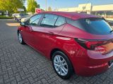 Opel Astra bei Gebrauchtwagen.expert - Abbildung (6 / 15)