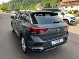 VW T-Roc bei Gebrauchtwagen.expert - Abbildung (5 / 15)