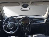Mini Cooper S bei Gebrauchtwagen.expert - Abbildung (14 / 15)