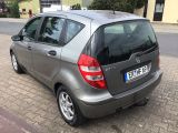Mercedes-Benz A-Klasse bei Gebrauchtwagen.expert - Abbildung (4 / 12)