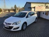 Opel Astra bei Gebrauchtwagen.expert - Abbildung (2 / 15)