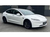 Tesla Model 3 bei Gebrauchtwagen.expert - Abbildung (4 / 15) Tesla Model 3 bei Gebrauchtwagen.expert - Abbildung (4 / 15)