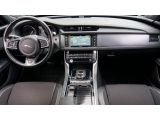 Jaguar XF bei Gebrauchtwagen.expert - Abbildung (4 / 15)