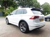 VW Tiguan bei Gebrauchtwagen.expert - Abbildung (3 / 15) VW Tiguan bei Gebrauchtwagen.expert - Abbildung (3 / 15)