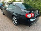 VW Sportline bei Gebrauchtwagen.expert - Abbildung (6 / 8)