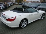 Mercedes-Benz SL-Klasse bei Gebrauchtwagen.expert - Abbildung (4 / 15)