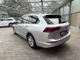 VW Golf VIII bei Gebrauchtwagen.expert - Abbildung (2 / 15)