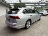 VW Golf VIII bei Gebrauchtwagen.expert - Abbildung (3 / 15)