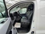 Opel Vivaro bei Gebrauchtwagen.expert - Abbildung (15 / 15)