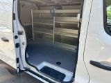 Opel Vivaro bei Gebrauchtwagen.expert - Abbildung (11 / 15)