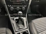 VW Golf VII bei Gebrauchtwagen.expert - Abbildung (12 / 15)