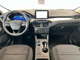 Ford Kuga bei Gebrauchtwagen.expert - Abbildung (9 / 15)
